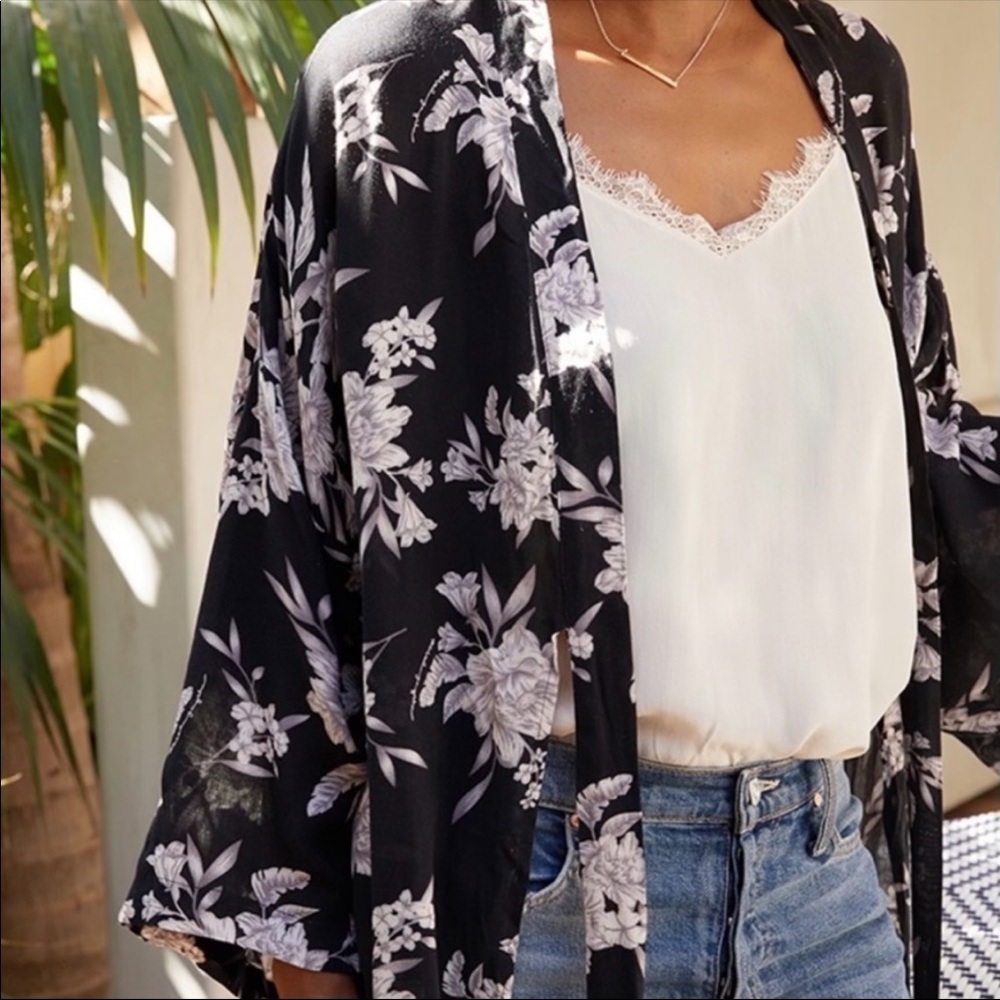 Spiritual Gangster Maya Black Floral Kimono - Picture 2 of 8